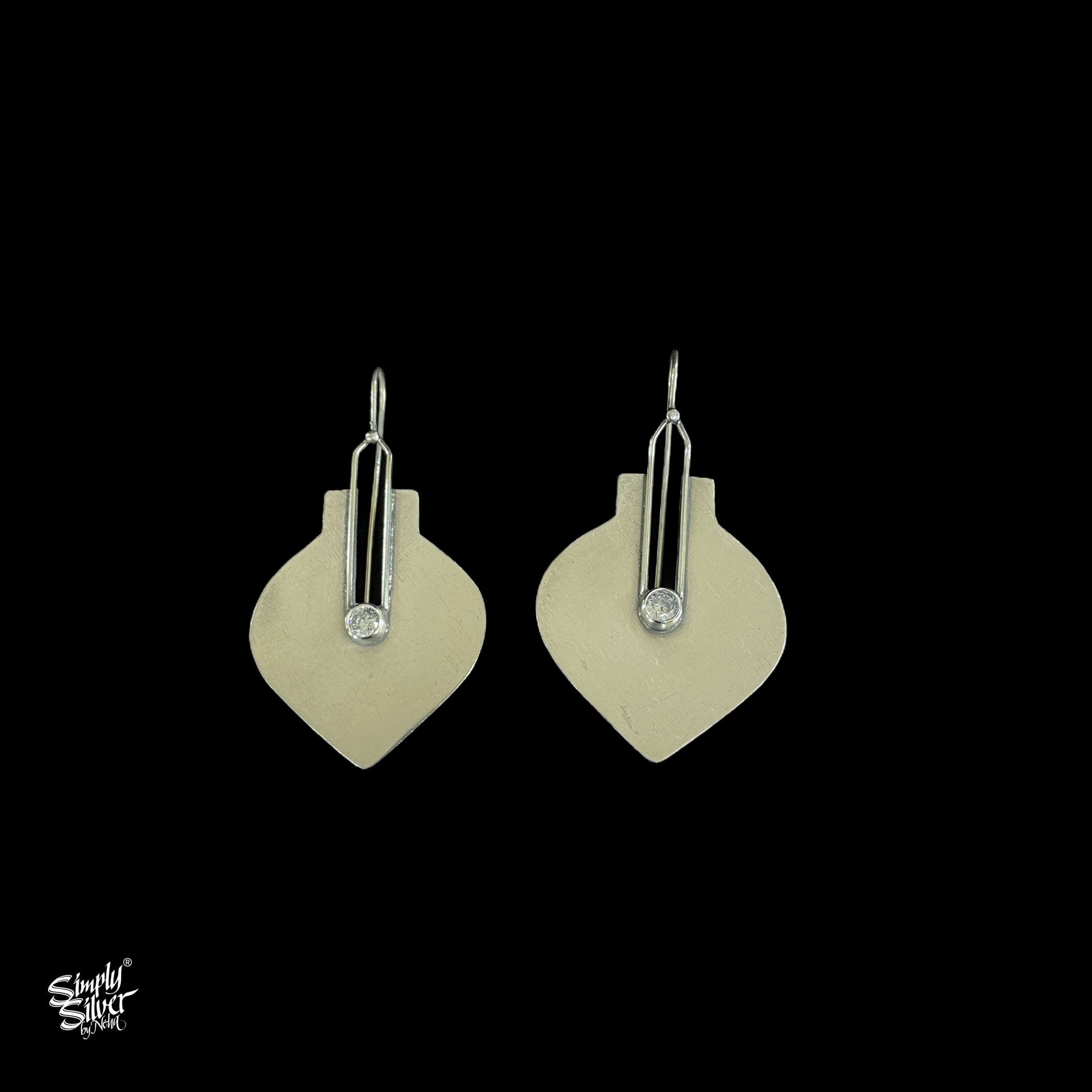 MH3896-1.jpg