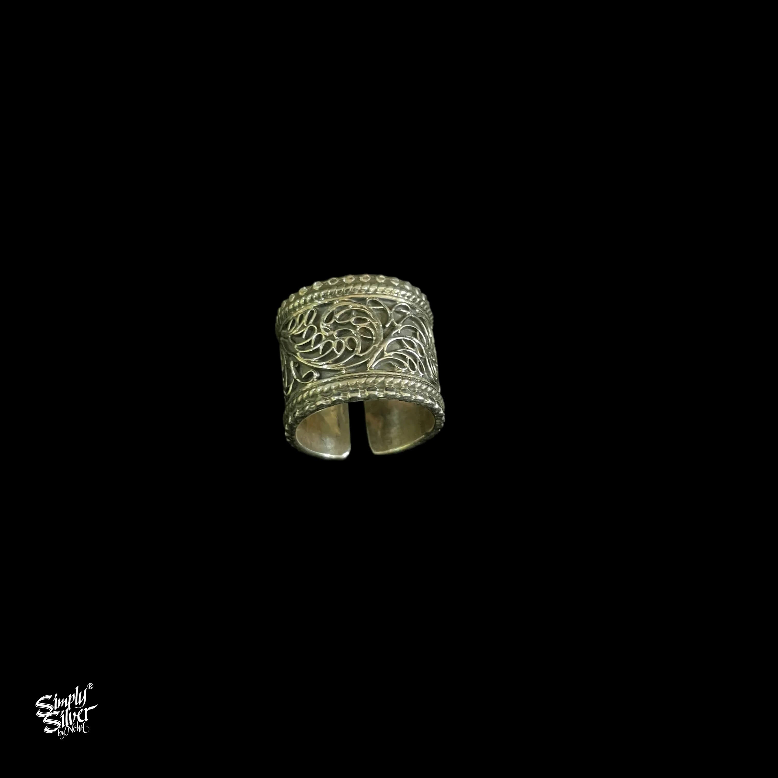 Silver Round Floral Ring - MH5349