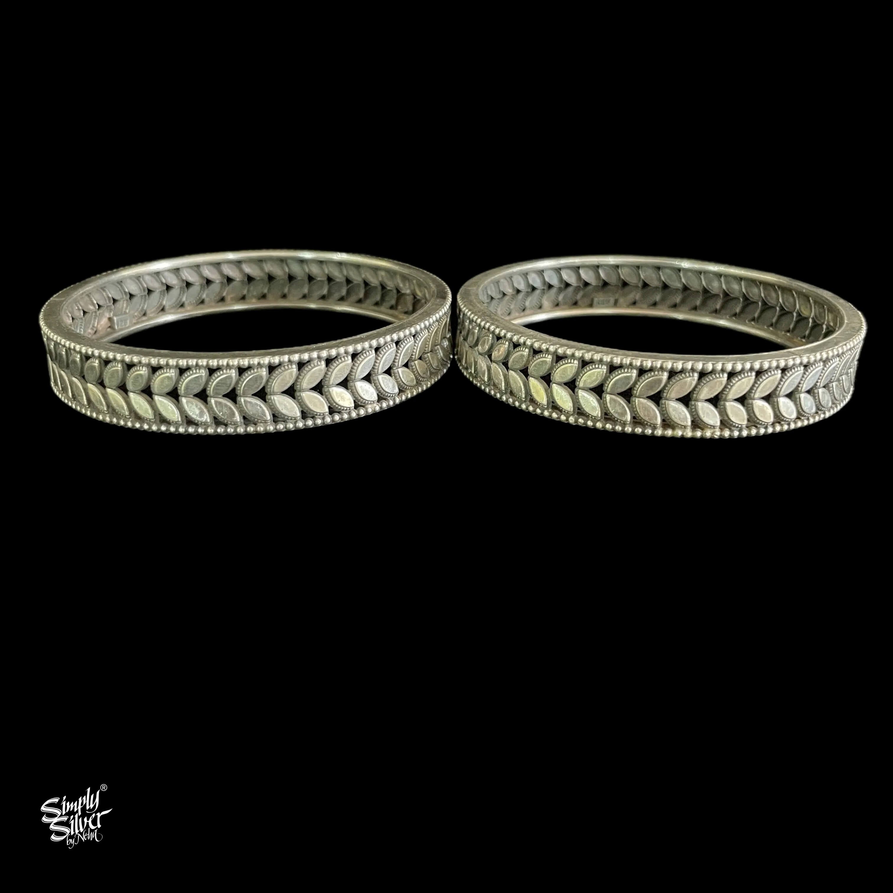 Silver Statement Jaali Leaf Kada Pair - MH5350