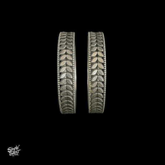 Silver Statement Jaali Leaf Kada Pair - MH5350