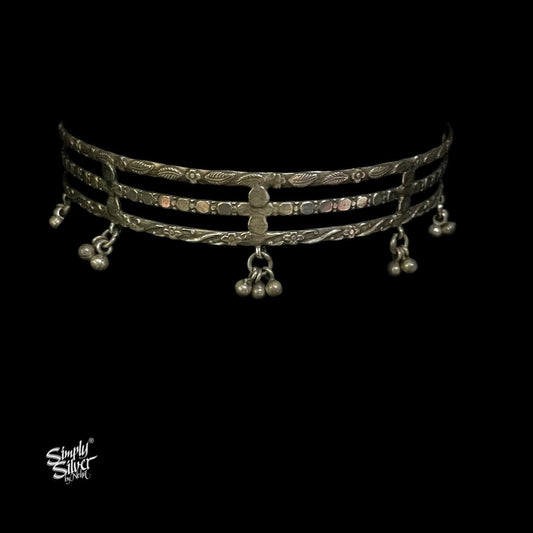 Silver 3 Floral Strip with Ghungroos Choker - MH5843