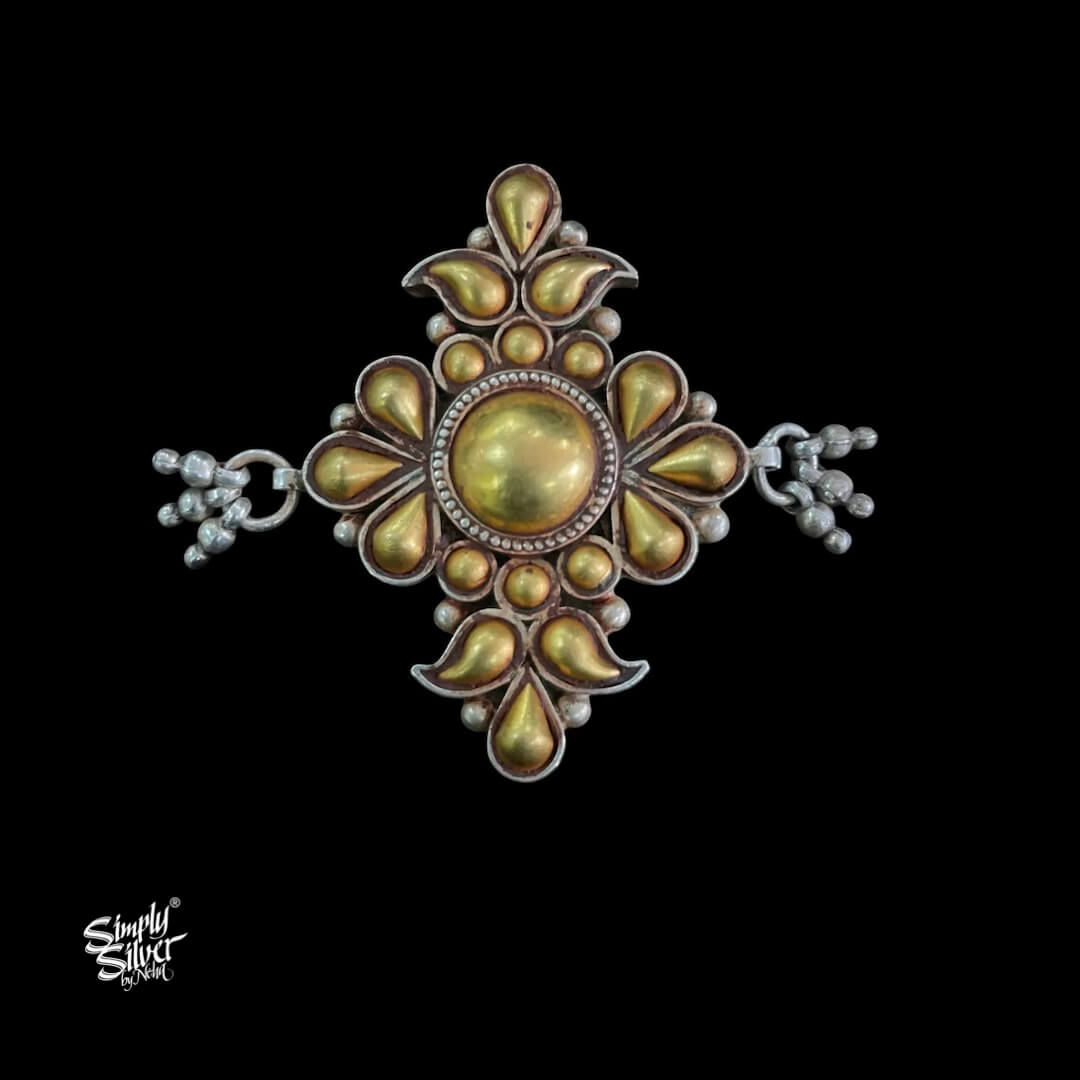 Bandhel Silver Dual Tone Flower Ring - MH5875