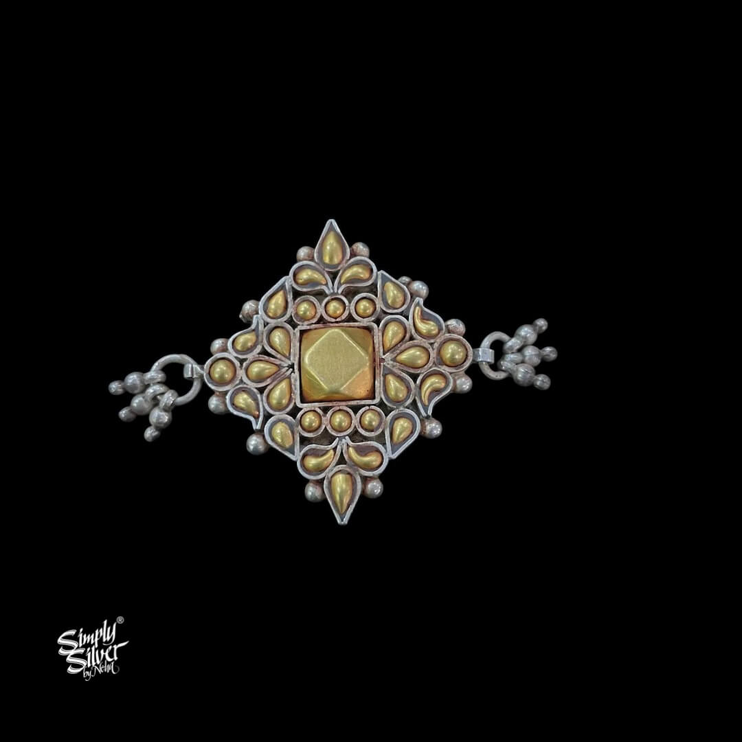 Bandhel Silver Dual Tone Flower & Ghungroos Ring - MH5901