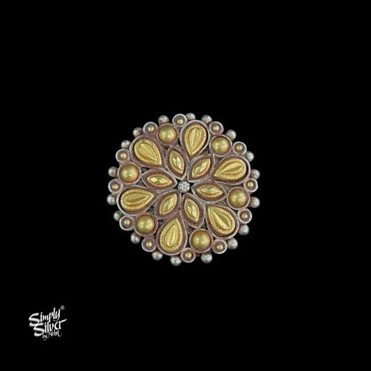 Bandhel-Silver-Dual-Tone-Flower-Ring-MH5986-2