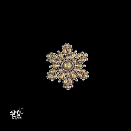 Bandhel-Silver-Dual-Tone-Flower-Ring-MH5987-2