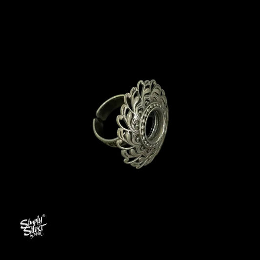 Silver-Center-Mirror-with-Jaali-Flower-Ring-MH6000-1