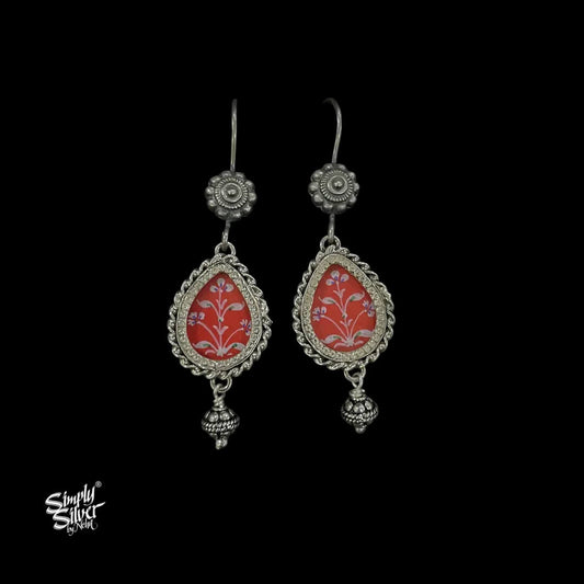 Silver-Flower-Hooks-with-Hand-Painted-Red-Glass-and-Bead-MH6047-1