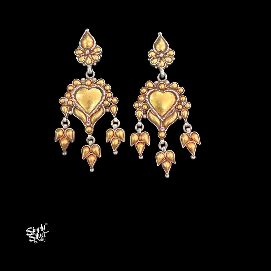 Bandhel Silver Dual Tone Flower Earrings-MH6097