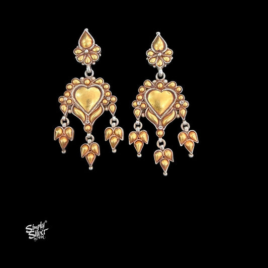 Bandhel Silver Dual Tone Flower Earrings-MH6097