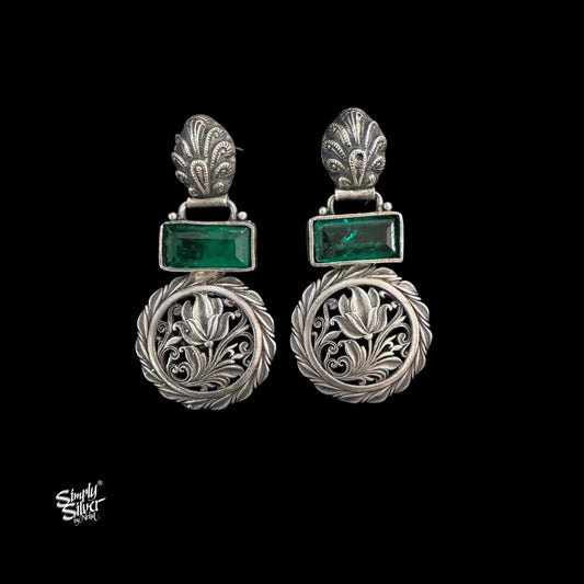 Silver Jaali Flower with Green Stone-MH6109