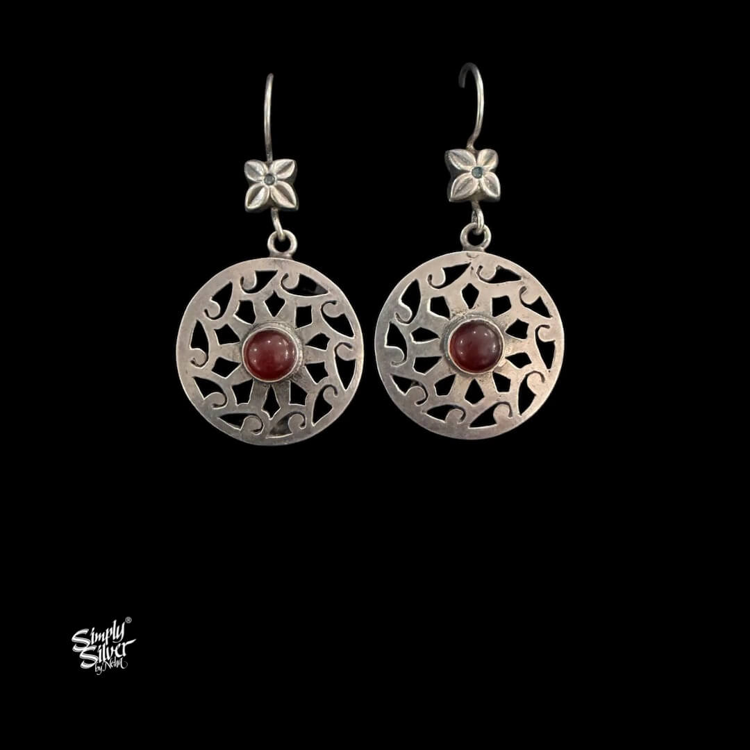 Silver Round Jaali Flower with Red Stone-MH6110