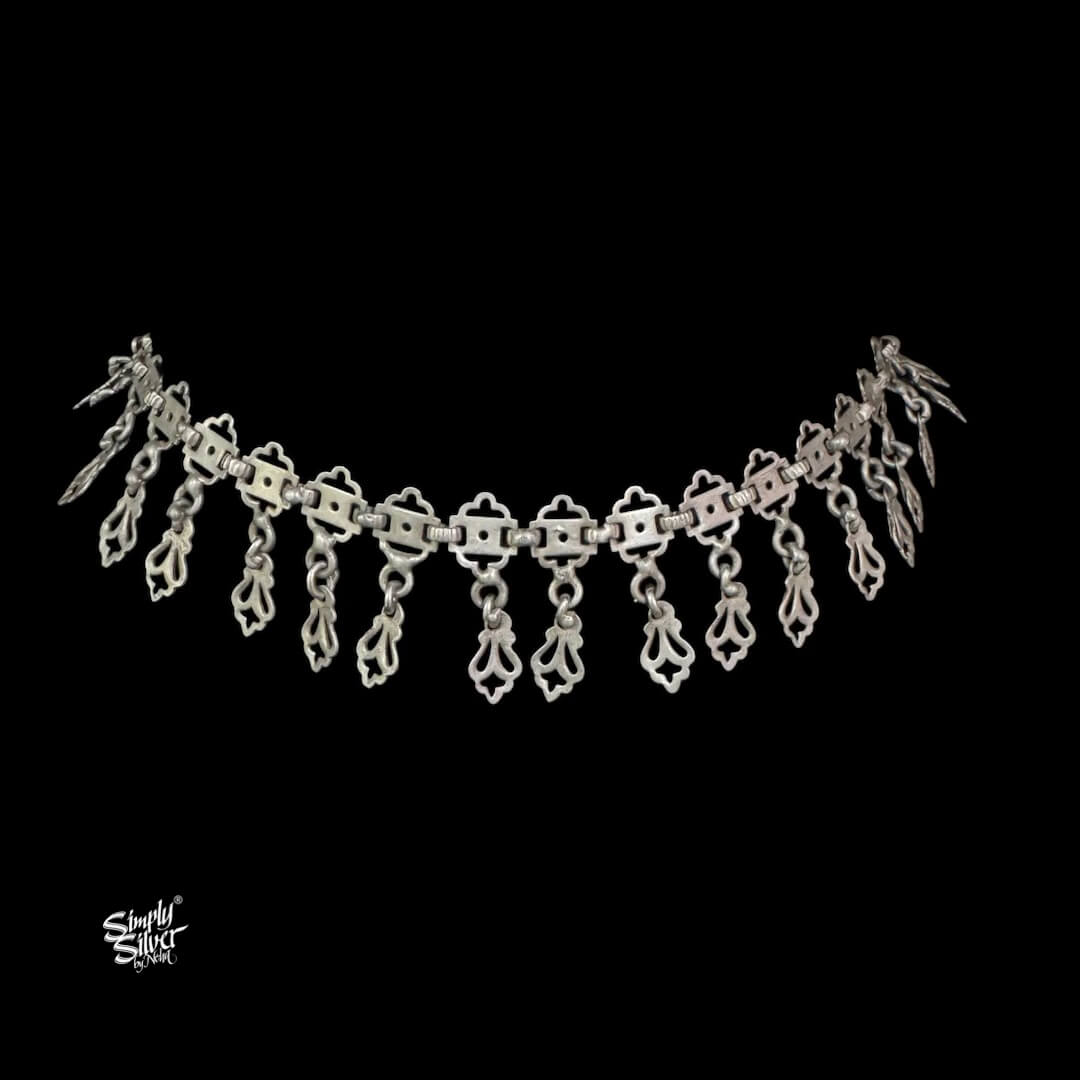 Silver Jaali Flower Choker-2